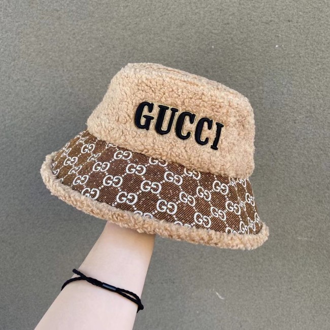 Furry Winter Bucket Hat #GUI
