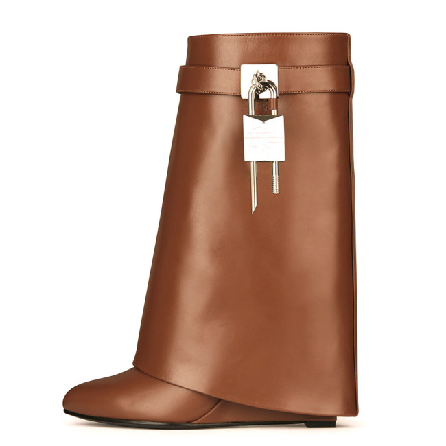 Women Meidium Boots No Brand #NO