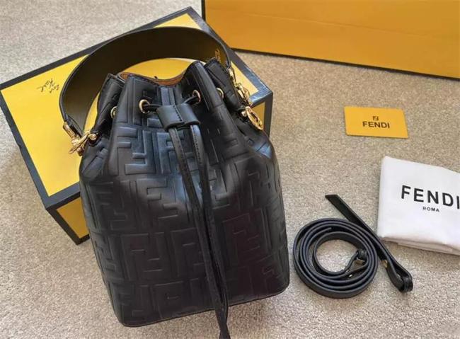 1 Set Fashion Boots & Bucket Bag Set #FEI