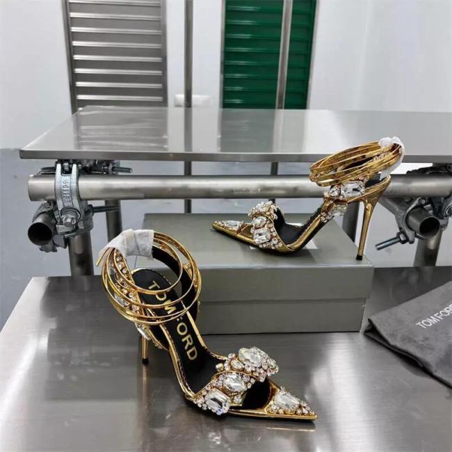 1 set Top quality high-heeled shoes & bag free shipping  #TOM   #CHN