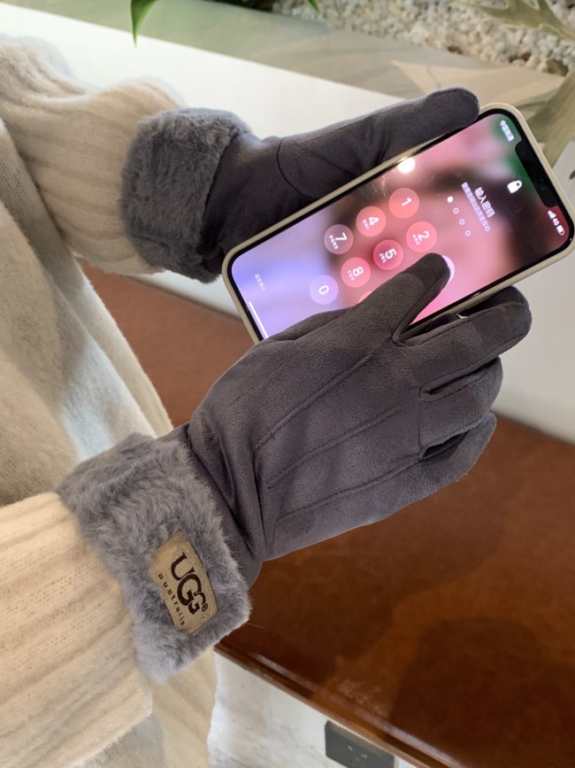 Winter Gloves with Tags #UG