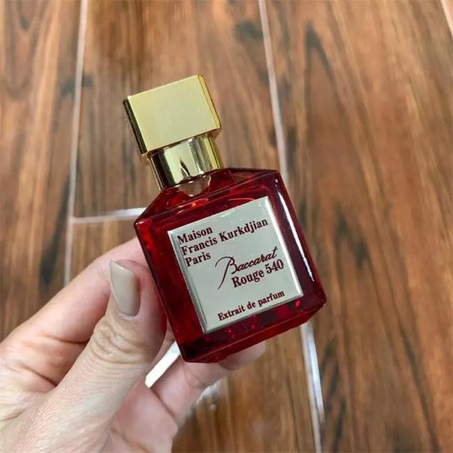 1 Set Fashion Perfume Gift Box (4 Bottles) Free Shipping