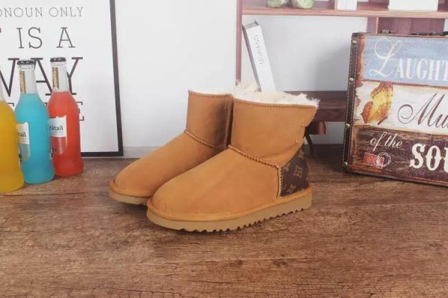 1 Set Fashion Snow Boots & Bag #LOV #UG