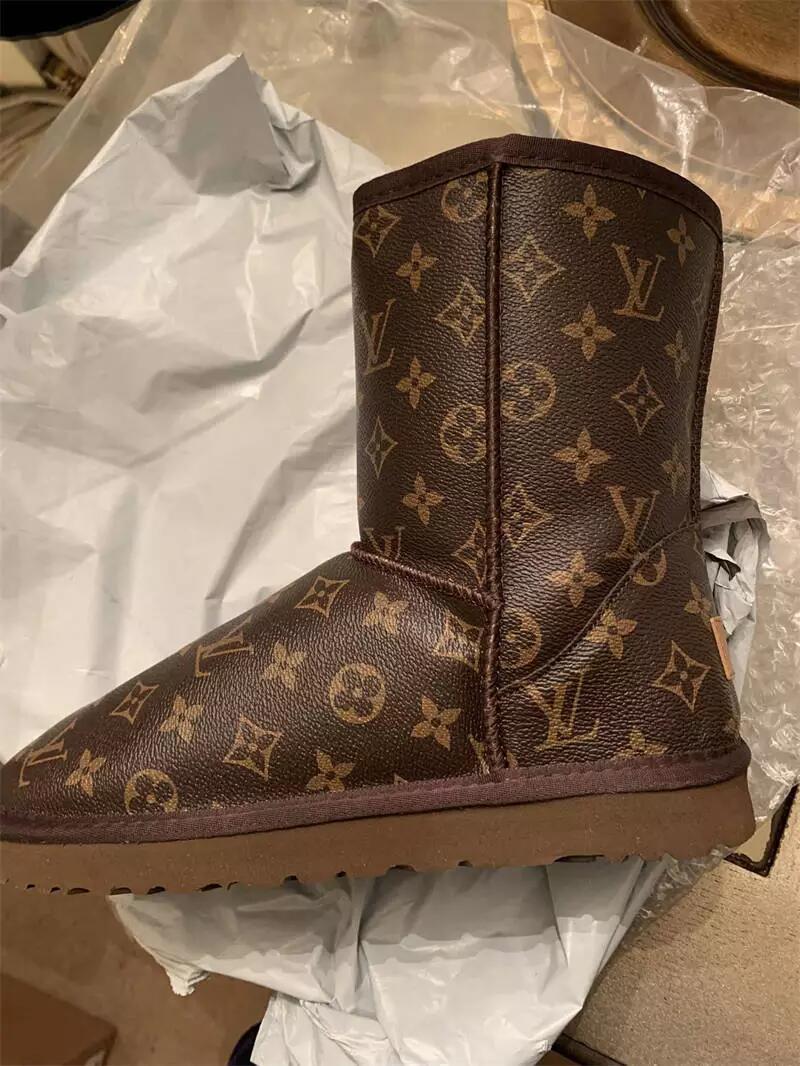 1 Pair Snow Boots for Women with Box size:4-12 #UG #LOV