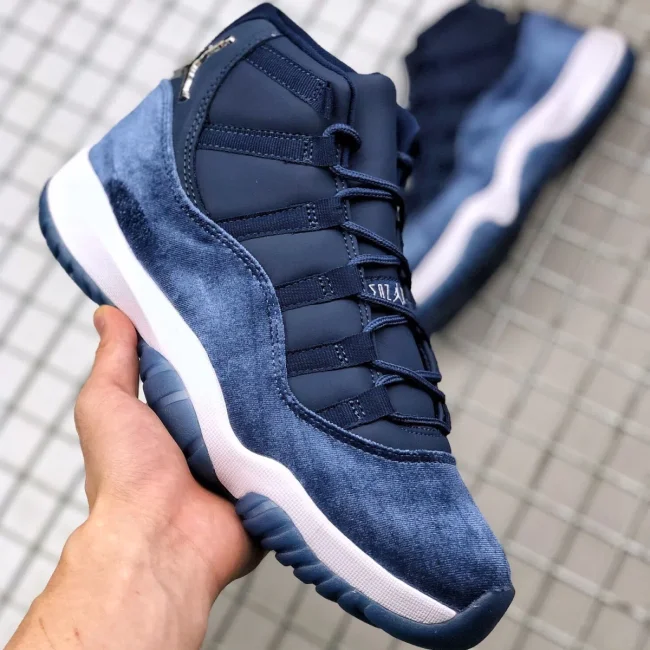 Velvet Sports Shoes AJ11 with Box #NIK