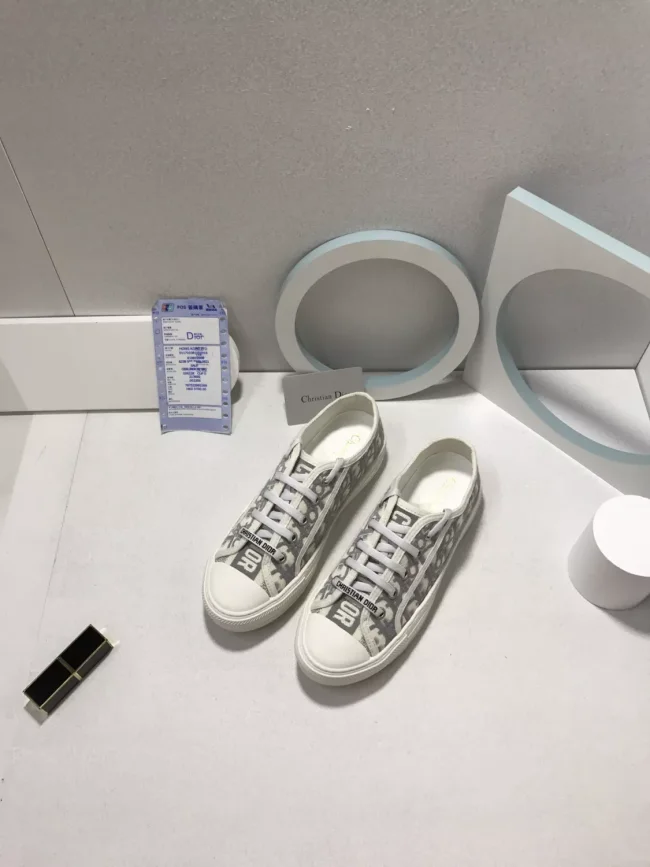 Wholesale Embroidery Shoes #DIO