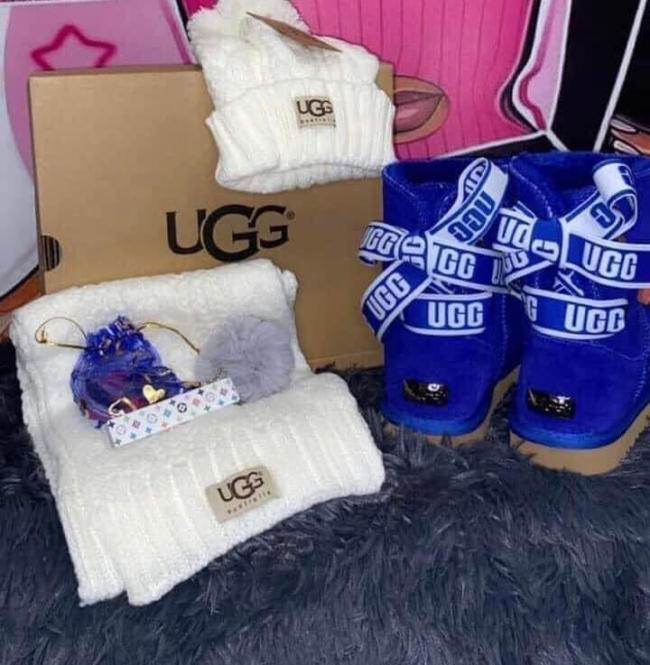 1 Set Fashion Snow Boots & Scarf & Hat #UG
