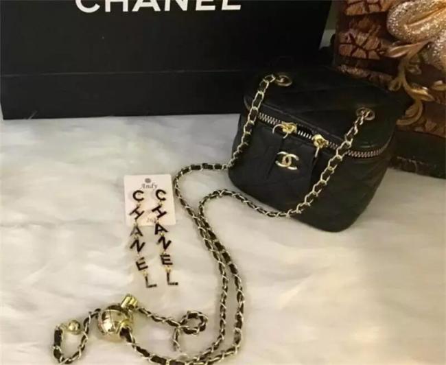 Fashion Earrings & Bag Set #CHN