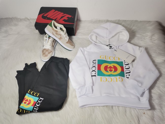 1 Set High Quality Sport Shoes & Suit for Kid Free Shipping