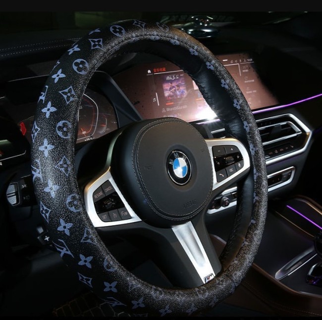 Wholesale 2 pcs Fashion Steering Wheel Cover Free Shipping