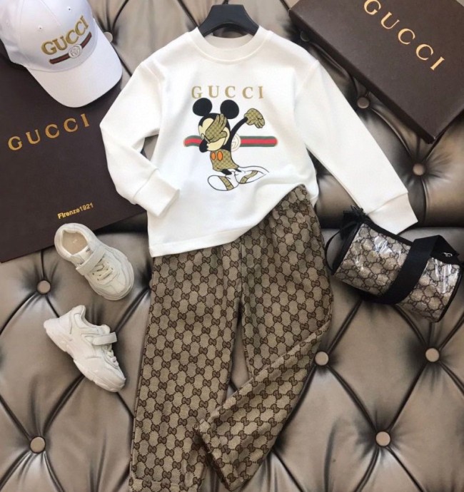 Kids Sweatshirt with Pants Set No Tags #GUI