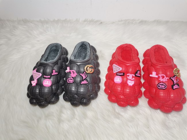 Bubble Fur Slides #NO