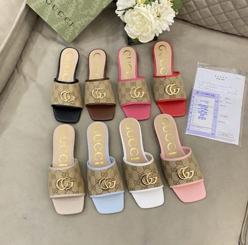 US 35.00 Women Fashion Slides with Box GUI www.excitingfashion.app