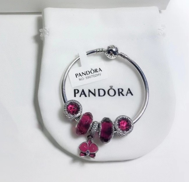 Women Top Quality Bracelet with Box #PAN