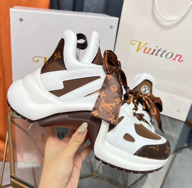 Top Quality Shoes with Box #LOV