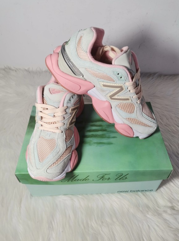 Sports Shoes with Box #NB