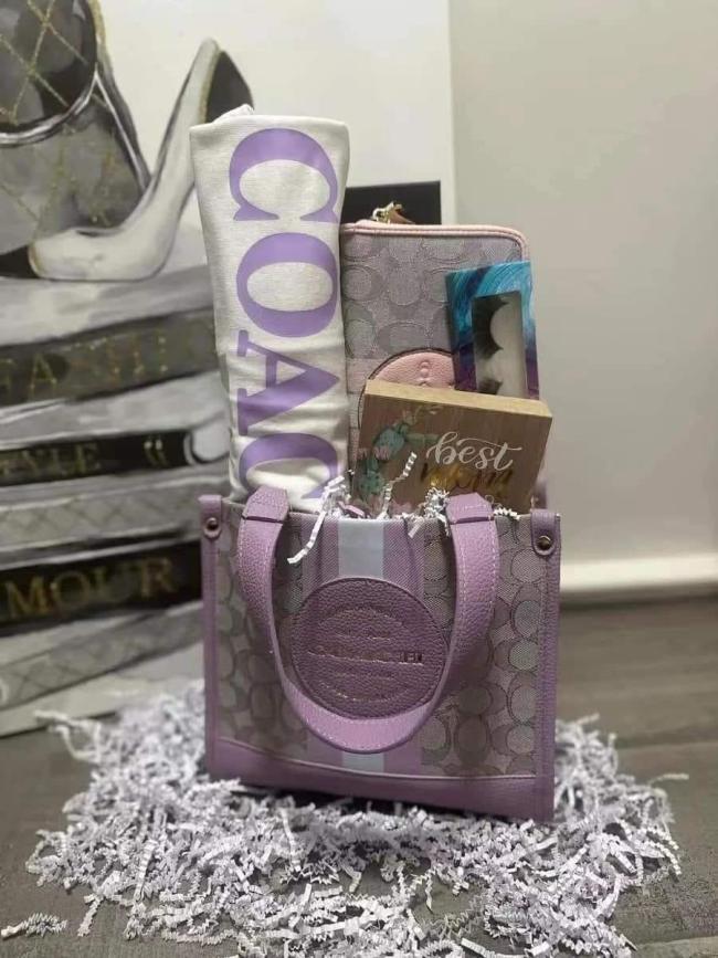 1 set fashion Total bag & Wallet & T-shirt #COA