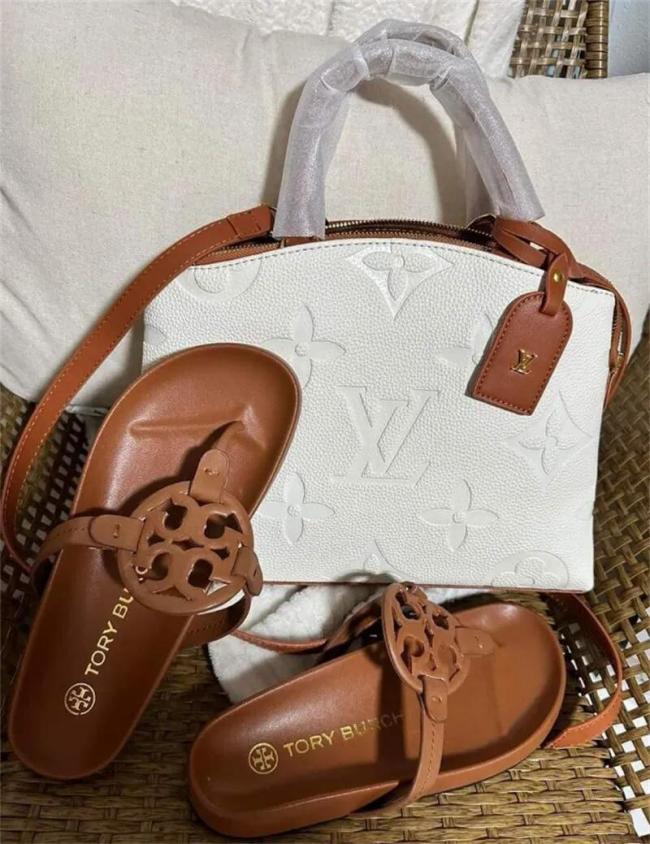 1 Set Fashion Slipper & Bag Free Shipping #LOV