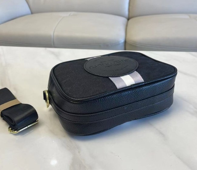 Fashion Cameral Purse No Box #COA