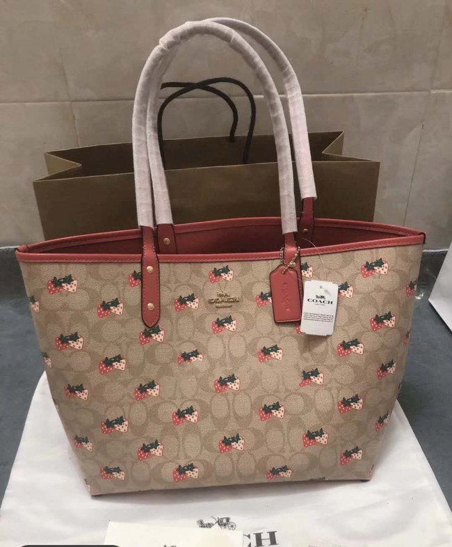 Women Fashion Tote Bag #COA