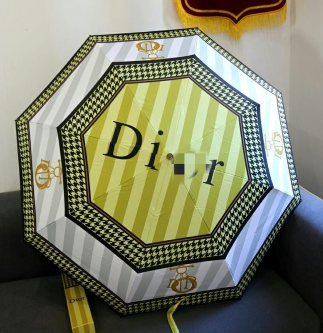 Fashion Umbrella with Box #BUR #GUI