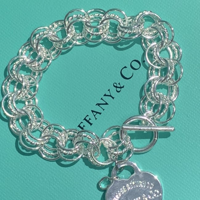 Fashion Bracelets with Box #TIF