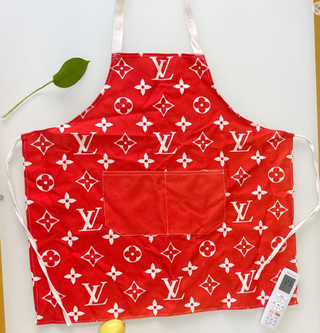 Wholesale fashion apron free size #CHN #LOV #DIO