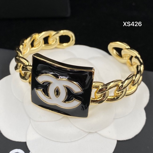 Fashion Bracelets No Box #CHN #LOV