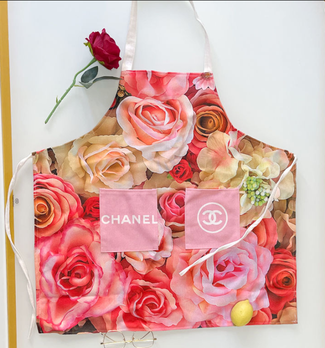 Wholesale fashion apron free size #CHN #LOV #DIO