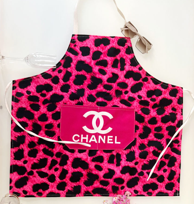Wholesale fashion apron free size #CHN #LOV #DIO