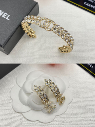 Fashion Bracelet with Earring Set #CHN