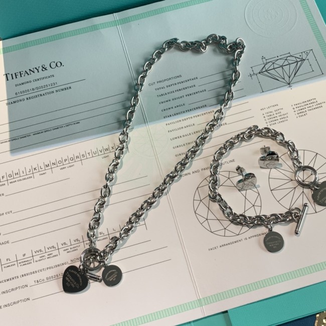 Fashion 3 pcs Set with Box #TIF