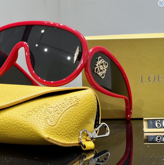 Loewe Shades with Box #NOO