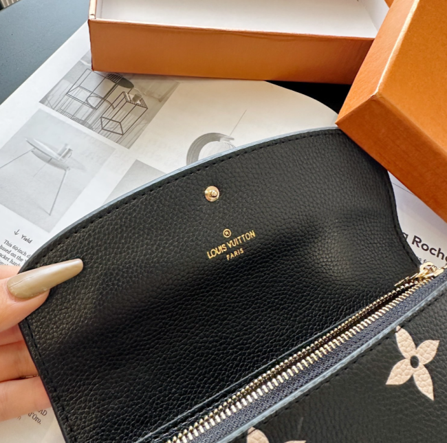 Fashion Women Wallet #LOV