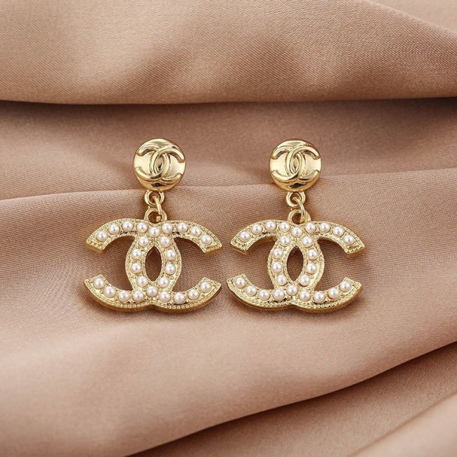 Women Fashion Earrings #GUI #CHN #YS