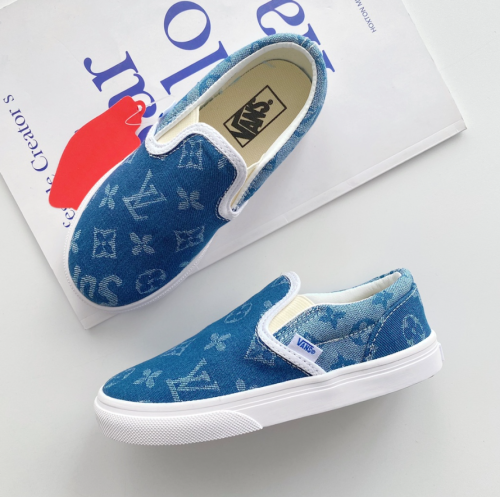 Fashion Kids Shoes with Box #LOV