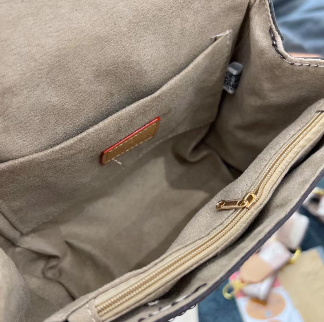 Women Fashion Bag with Box #LOV