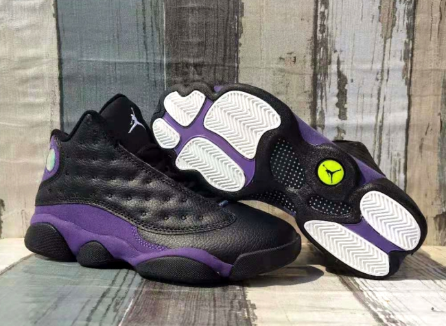 Fashion Shoes with Box AJ13