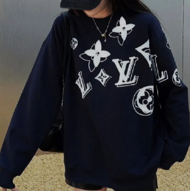 Women Fashion Sweater with Tags #LOV