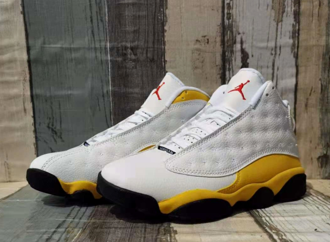 Fashion Shoes with Box AJ13