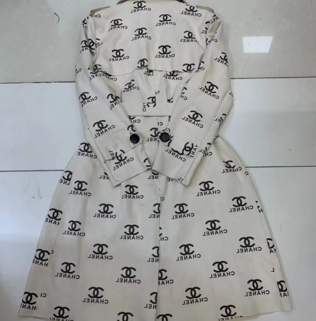 High Quality Windbreaker with Tags #LOV #FEI #CHN