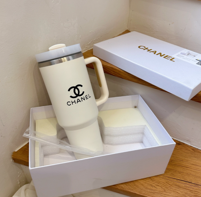 Wholesale Fashion Cup with box  #LOV #CHN