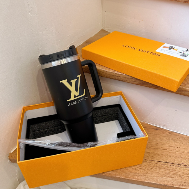 Wholesale Fashion Cup with box  #LOV #CHN