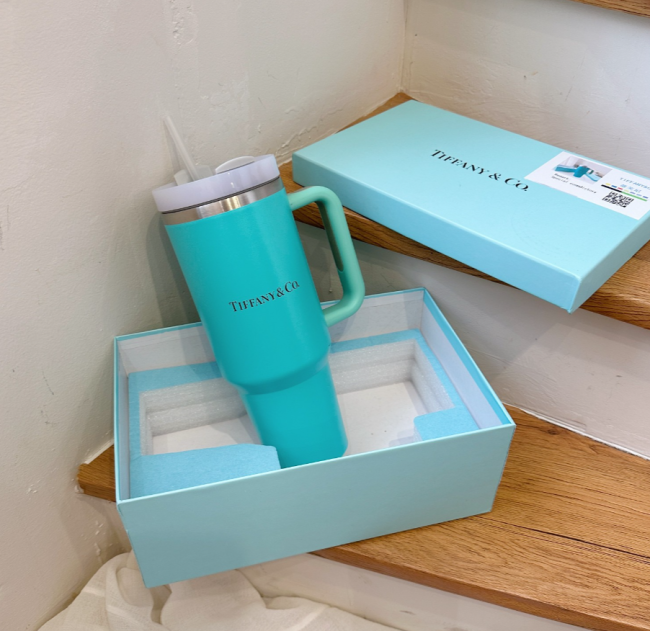Wholesale Fashion Cup with box  #LOV #CHN