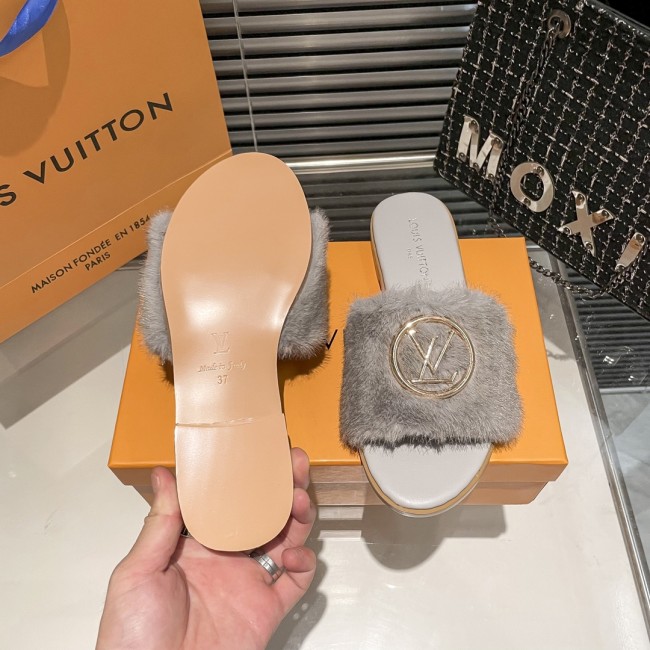 Fashion Furry Slides with Box #LOV