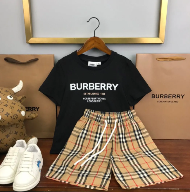 Fashion Kids Shirt with Shorts Set No Tags #BUR