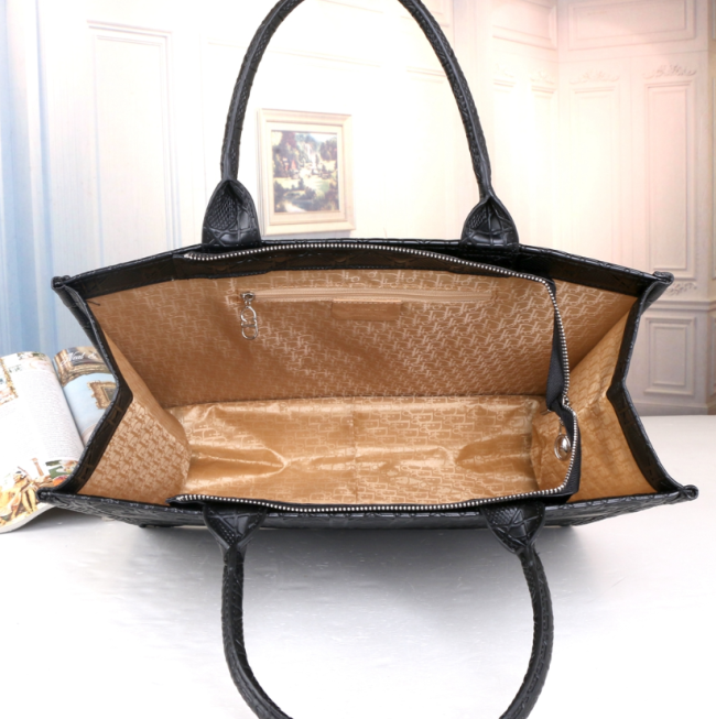 High Quality Tote Bag #DIO