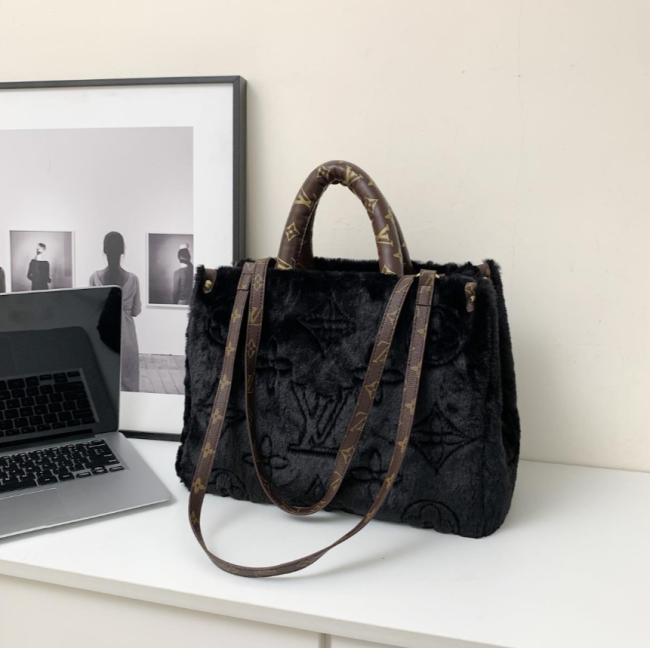 Fashion Furry Tote Bag #LOV