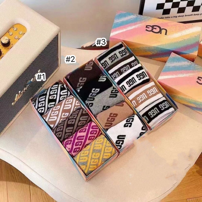 1 Pair Of UGG Socks #UG