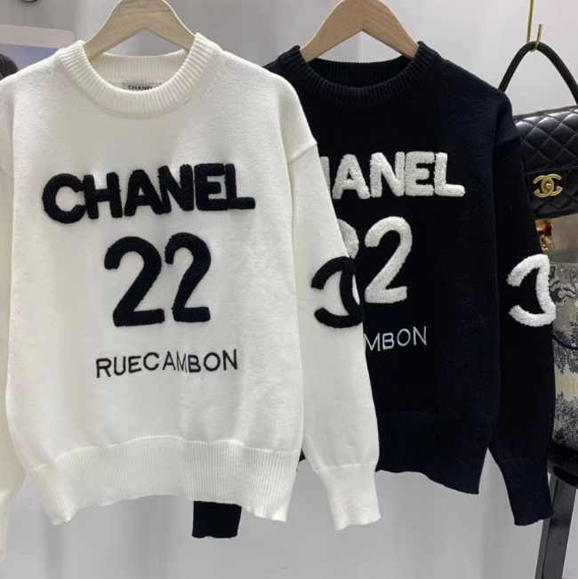 Fashion Sweater with Tags #CHN